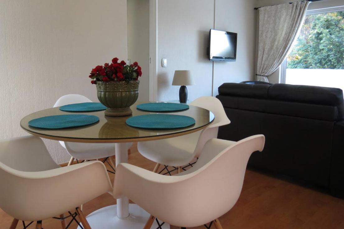 Daisy St -One Bedroom Apartment Йоганнесбурґ Екстер'єр фото